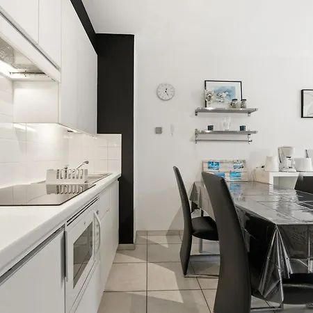Apartamento Terlinck 0302 *